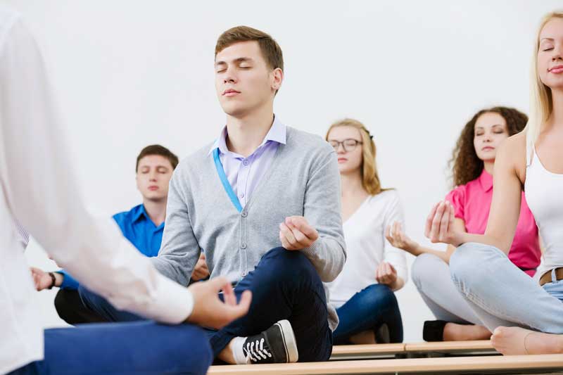 Yoga tieners Janneke Lourens